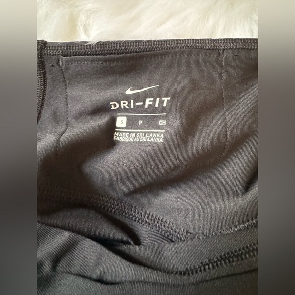 Nike Women's Dri-Fit leggings Size S - Picture 5 of 6